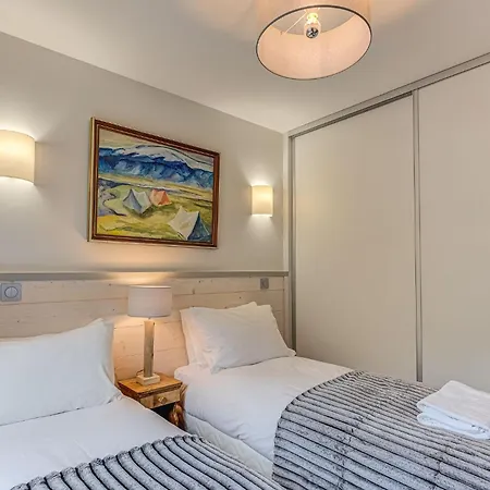White Pearl A13 - Alpes Travel - שאמוני